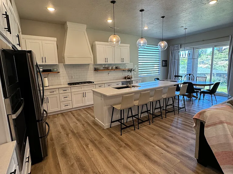 1871 W 740 South Cir — Photo 6