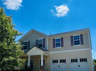 4774 Abbey Park Rd, Kernersville, NC 27284