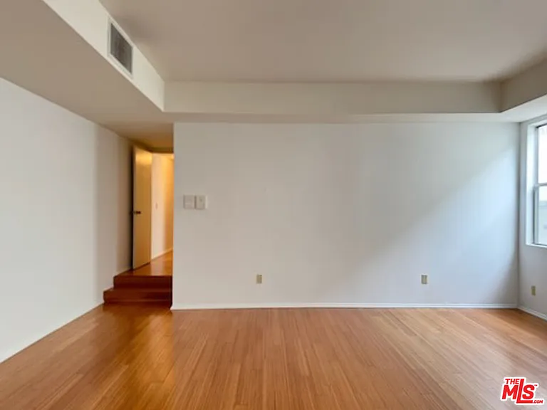 1655 Selby Ave #102 — Photo 12