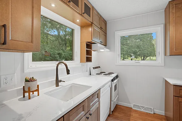 3867 Locust Ridge Rd NE — Photo 6