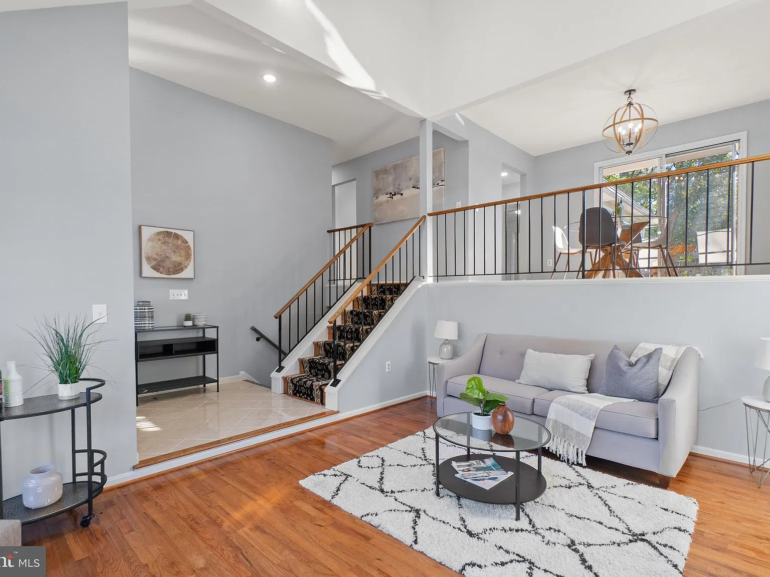 3 bed, $3,200 — Photo 4
