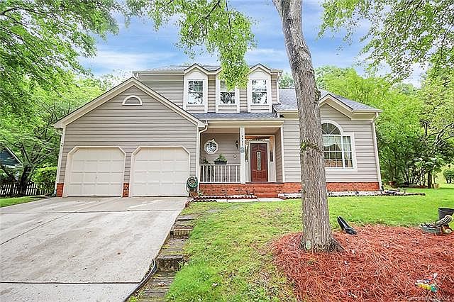 1st image of 9215 Myrtle Garden Ct