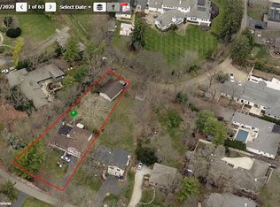 2804 Stratford Dr, Columbus, OH 43220