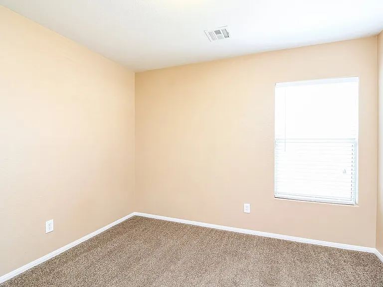 3740 Dustin Lee St — Photo 13