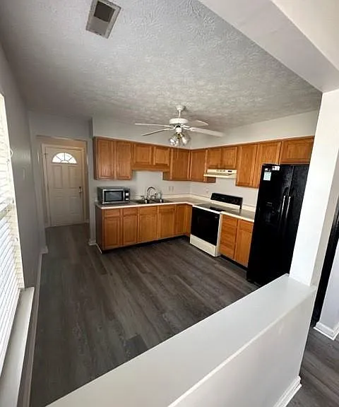 724 Pioneer Ln — Photo 6