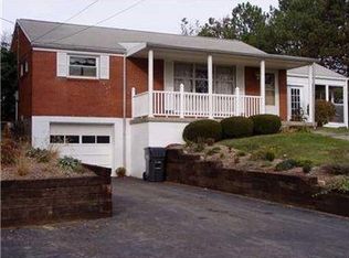 113 Merry Ln, Butler, PA 16001