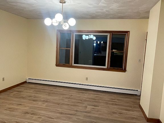 3rd image of 229 Chapel St #2