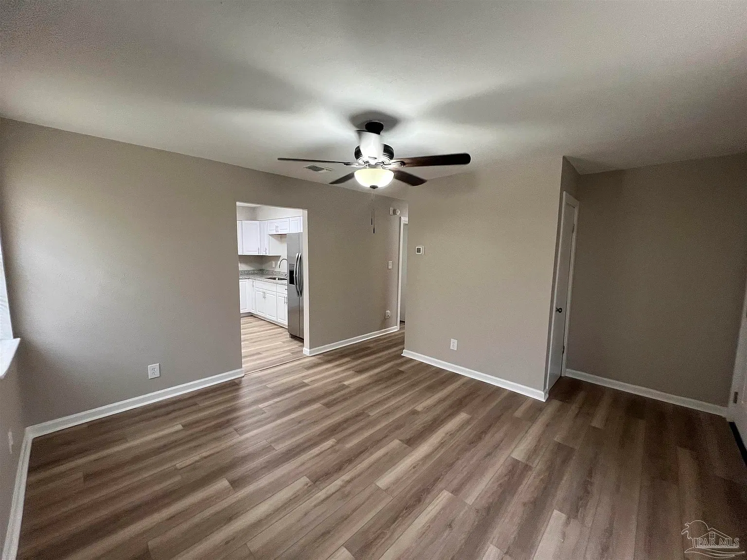 2 bed, 840 sqft, $1,050 — Photo 3