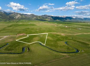 6 Yellow Star Rd, Freedom, WY 83120