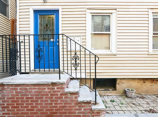 2 Bay State Pl #1, South Boston, MA 02127