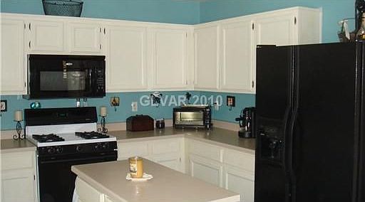 4th image of 2155 Madica Ave