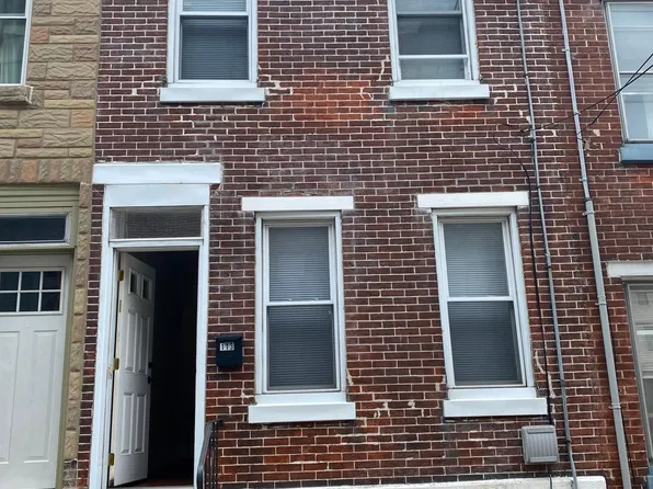 113 Kingsley St, Philadelphia, PA 19127