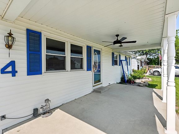4th image of 4 Topaz Dr