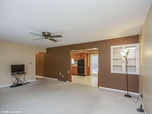 3rd image of 1105 Stephen Ct