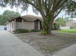 3435 Laurel Dale Dr, Tampa, FL 33618