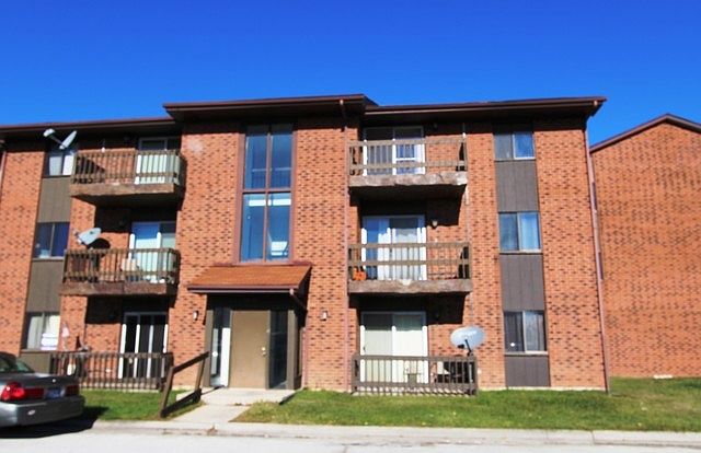 1st image of 6404 Nature Dr APT 301