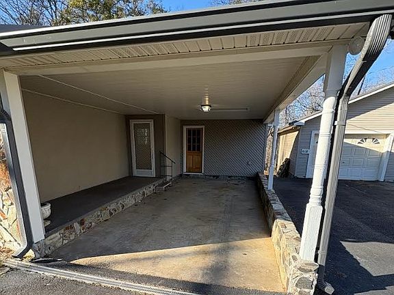 2nd image of 222 Sugar Creek Rd