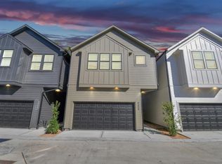 9023 Laverne Oak Ln, Houston, TX 77080