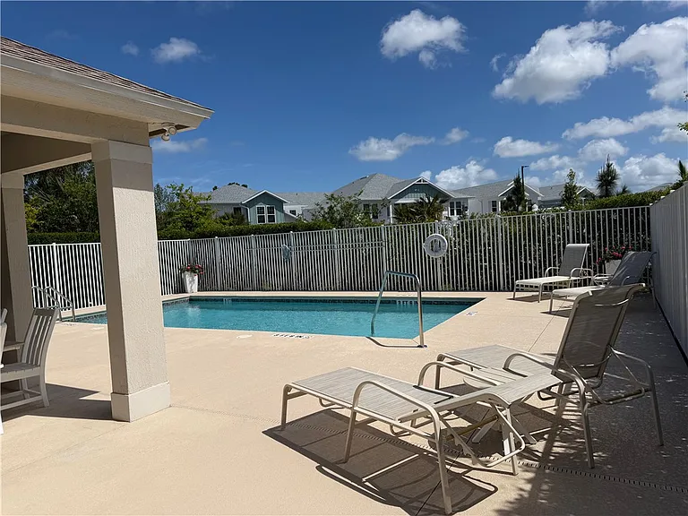 6148 Bella Rosa Ln — Photo 18