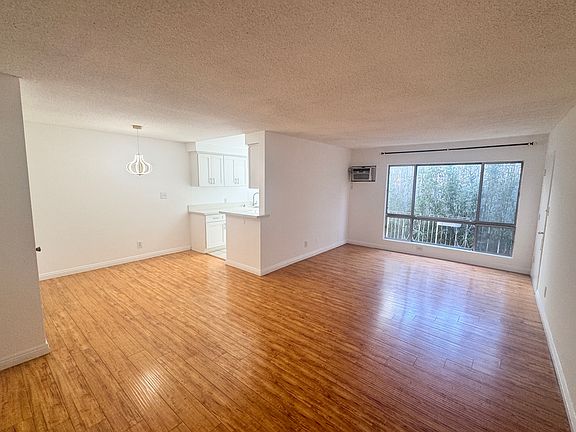 2nd image of 1044 N Curson Ave #2