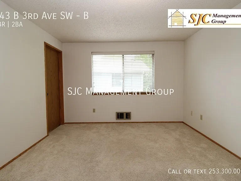 143 3rd Ave SW #B — Photo 13