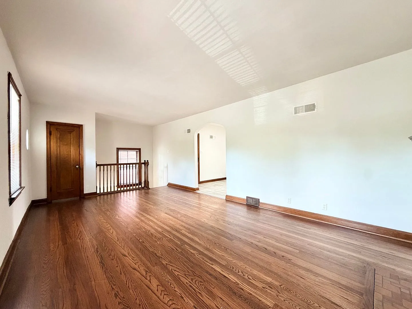 4734 Locke Avenue — Photo 3