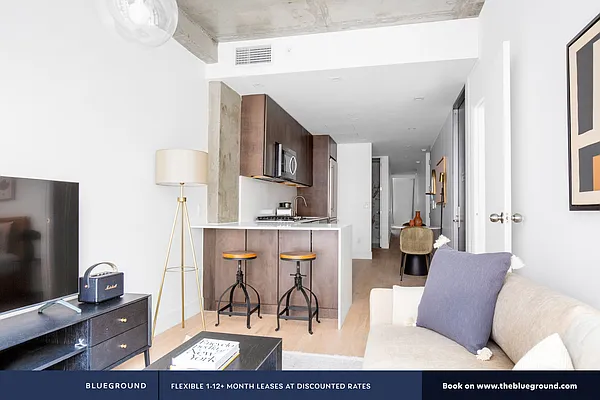 Rented by The Blueground | media 3