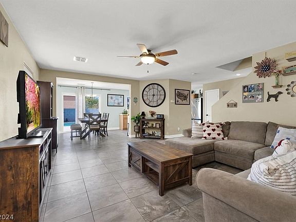 4th image of 2056 Dragonslayer Ave