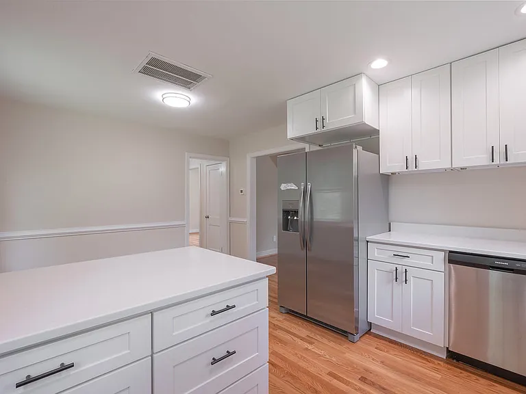1315 Santa Rosa Rd — Photo 17