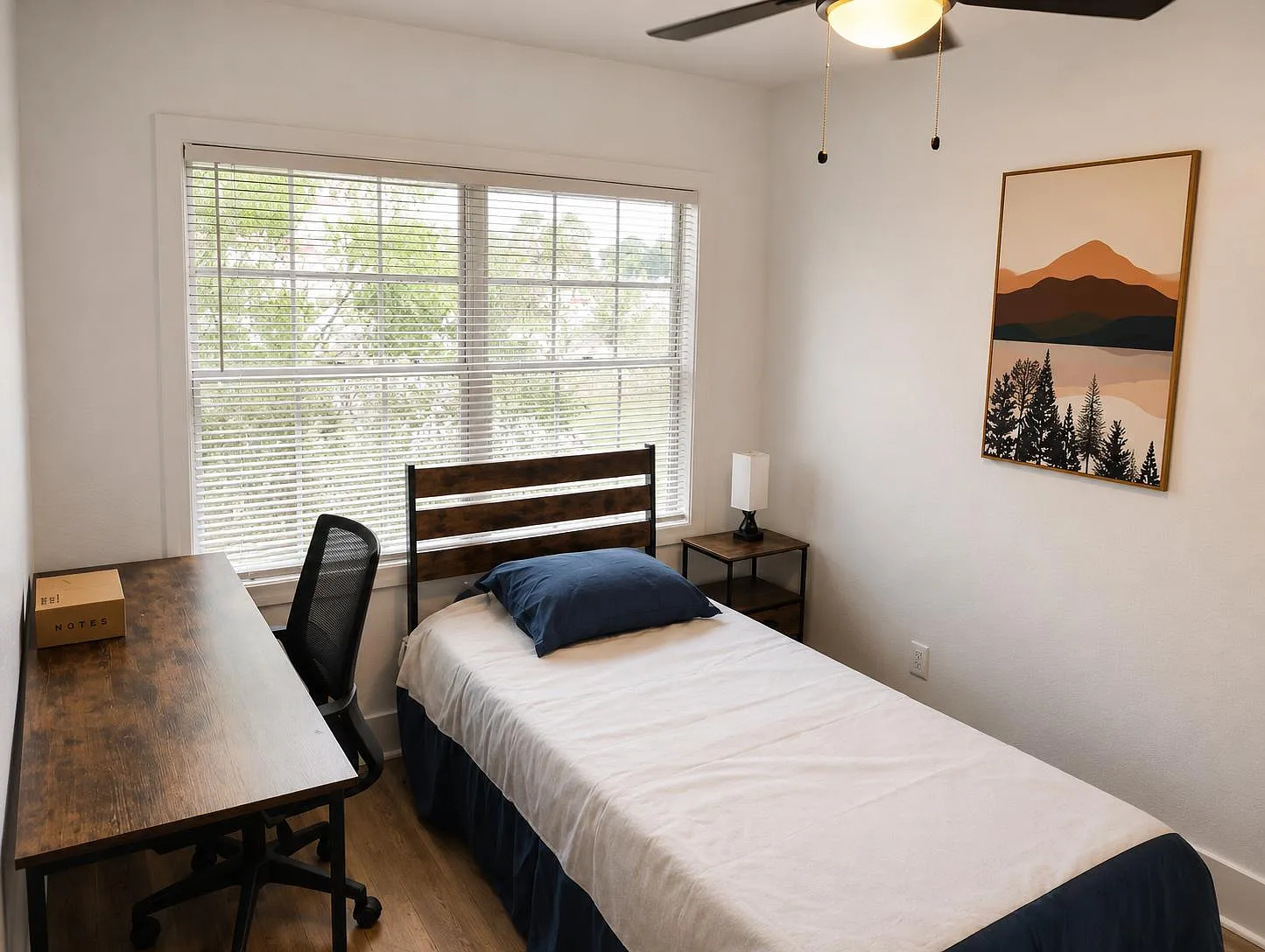 4 bed, 2.0 bath, 2000 sqft, $806 — Photo 1