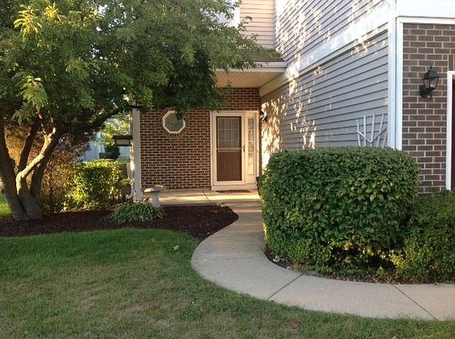 1st image of 1128 E Cambria Ln N