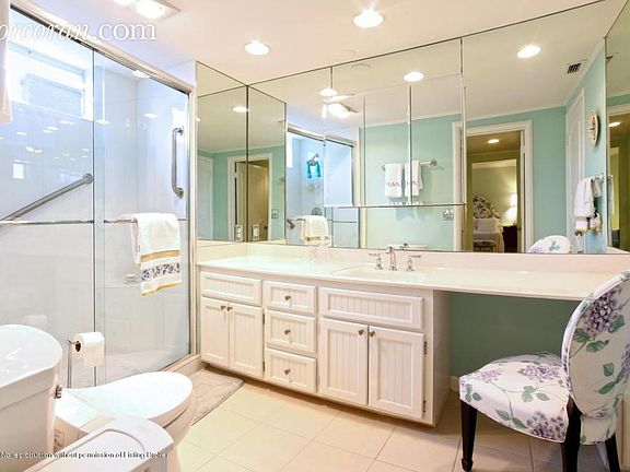 4th image of 226 Brazilian Ave #90