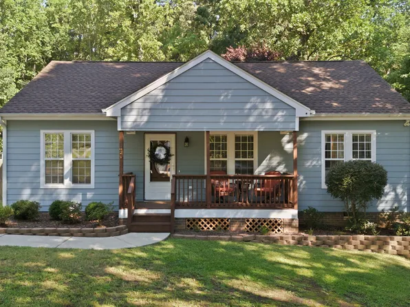 621 Whitetail Ln, Clayton, NC 27527