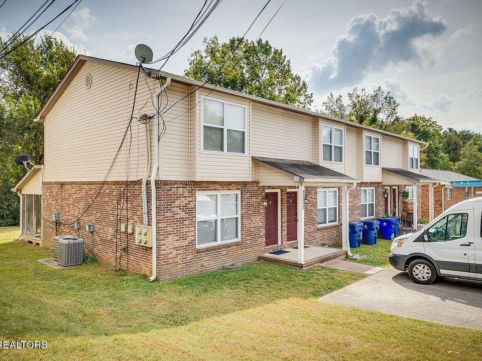 1st image of 10412 Victoria Dr