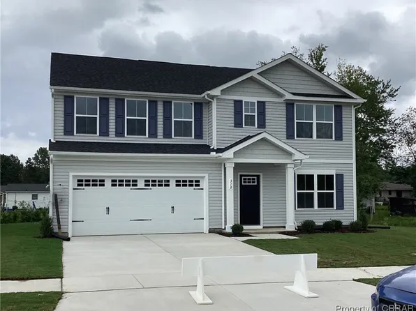 318 Pointers Dr, West Point, VA 23181