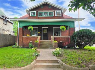 1030 S 17th St, Terre Haute, IN 47807