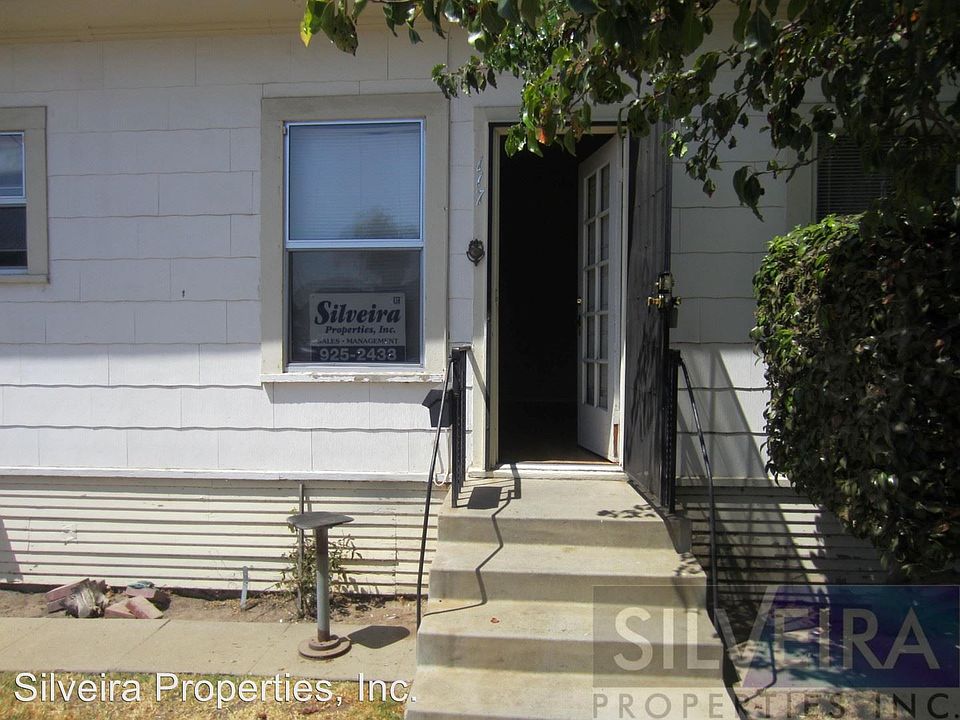 1st image of 117 S School St
