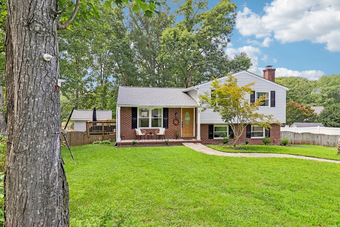 Creekwood Ln-S2108-001.jpg