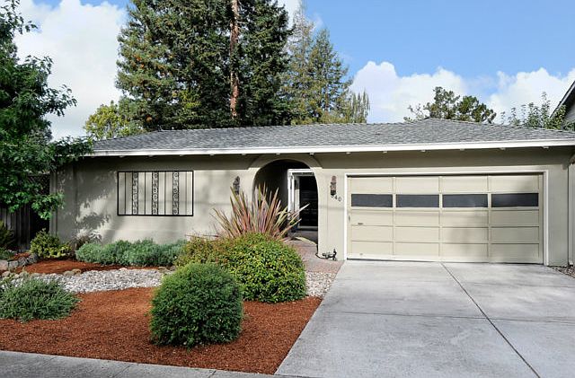 1st image of 840 La Para Ave