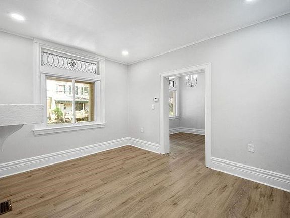 5th image of 3258 Bainton St
