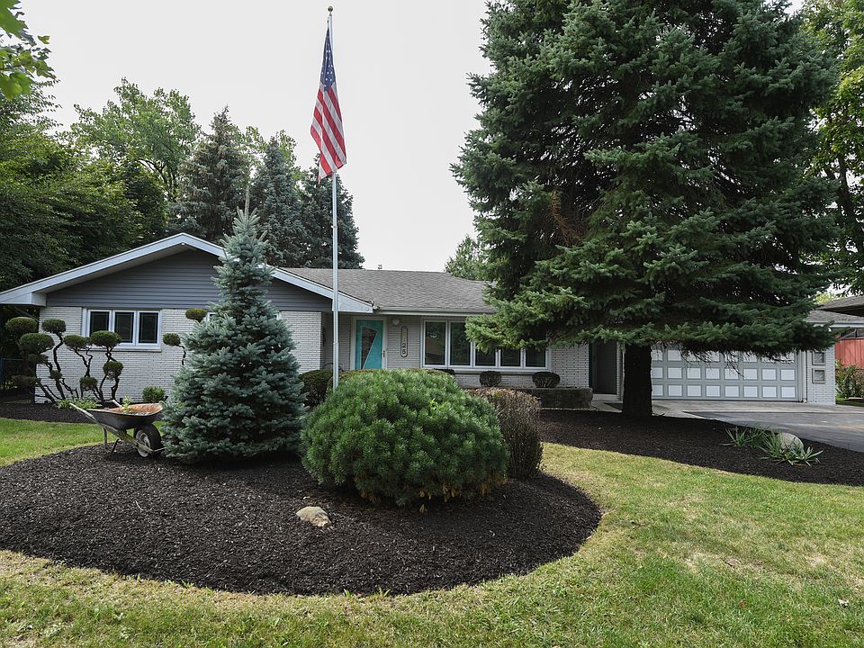 1st image of 8625 W 96th Pl