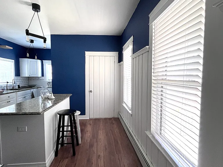712 Main St #1 — Photo 3