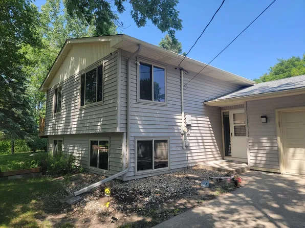 206 7th St NE, Glenwood, MN 56334
