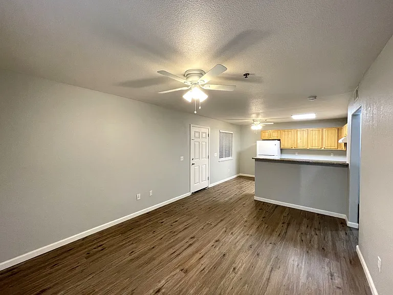 2727 Monte Diablo Ave, Stockton — Photo 8