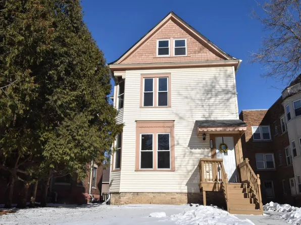 3002 West Kilbourn AVENUE, Milwaukee, WI 53208