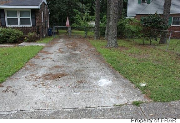 2nd image of 1343 Essex Pl