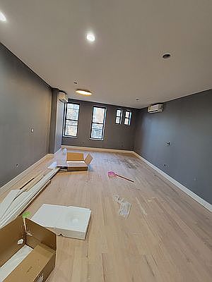 2nd image of 1821 Bleecker St #2F