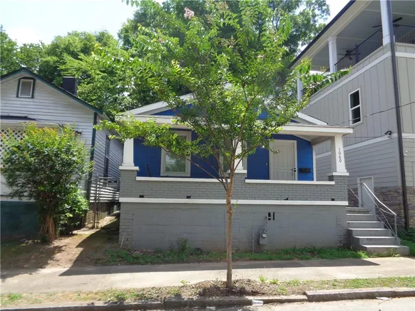 1060 Garibaldi St SW, Atlanta, GA 30310