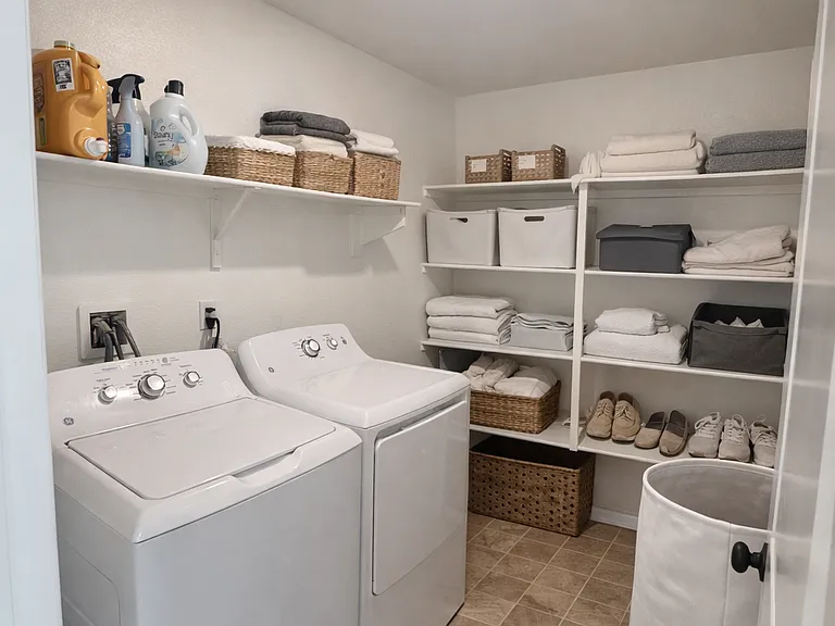 5161 Rowel St — Photo 14