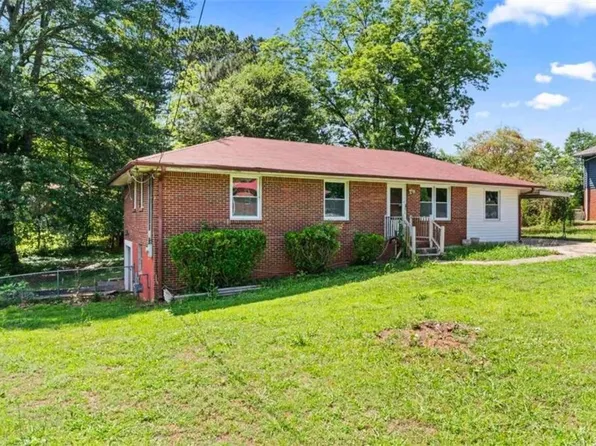 6355 Impala Cir, Morrow, GA 30260